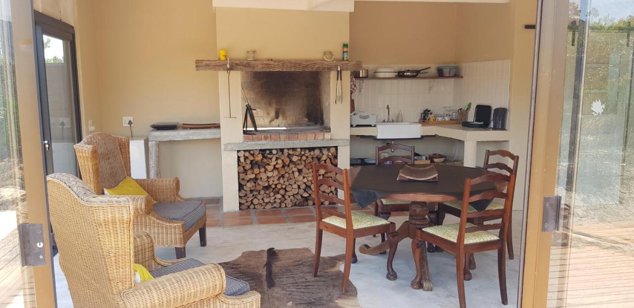 Avani Lodge Private Nature Reserve Botrivier Eksteriør billede
